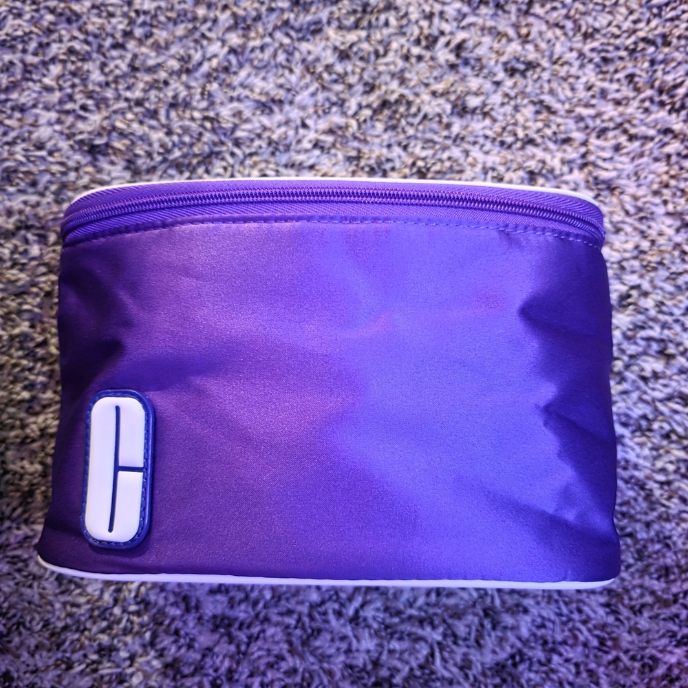 CLINIQUE NEW Cosmetic Train Case